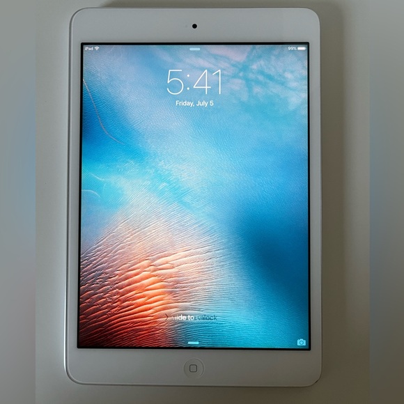 ipad mini 1st generation 32GB - Picture 2 of 3